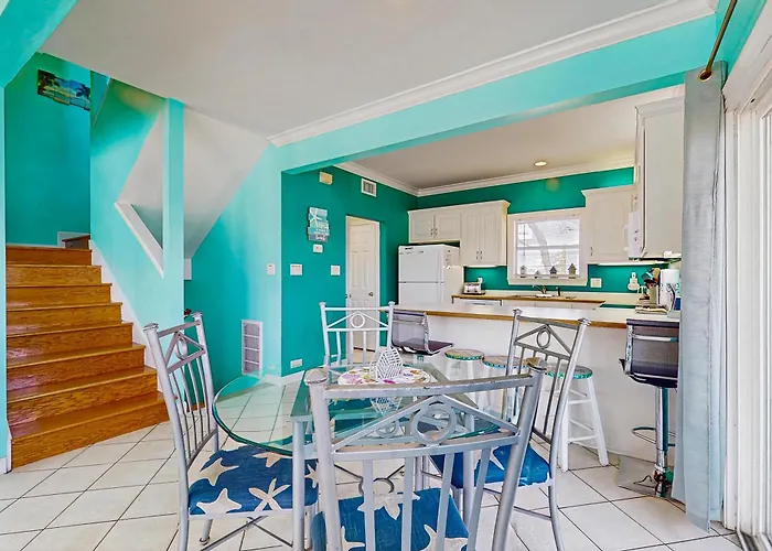 Bright With Decks Wifi Ac Laundry & Shared Pool Dock - Walk To The