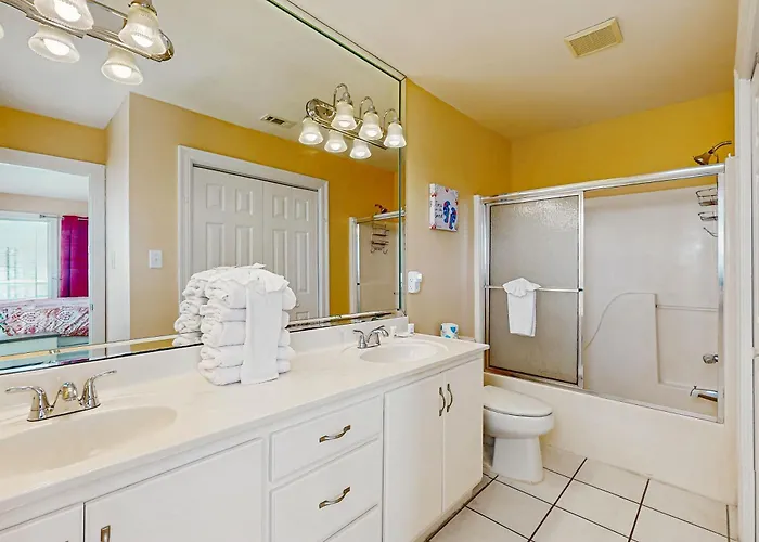 Bright With Decks Wifi Ac Laundry & Shared Pool Dock - Walk To The